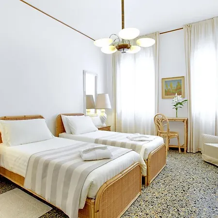 Casa Robinig Bed & Breakfast *