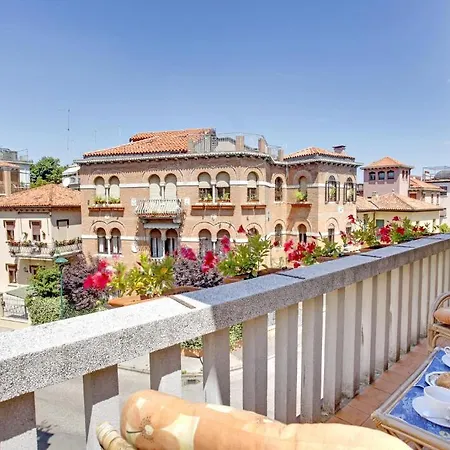 Casa Robinig Bed & Breakfast *